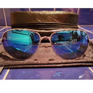 Oakley Feedback Polarized Sunglasses NWOT